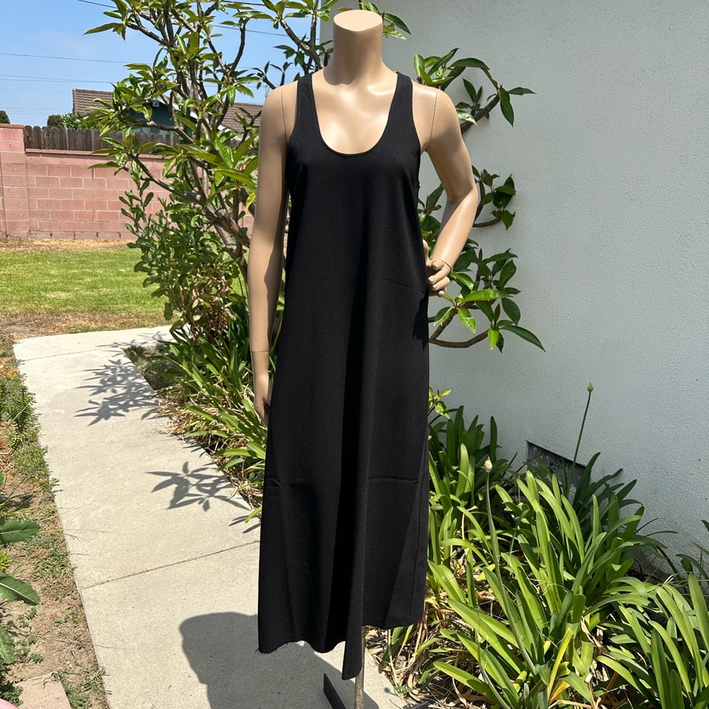 Elegant Black Sleeveless Dress